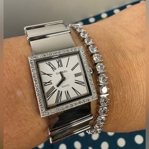 CHANEL Accessories - CHANEL Mademoiselle H0830 Diamond Bezel Bangle Watch watch women TO161560